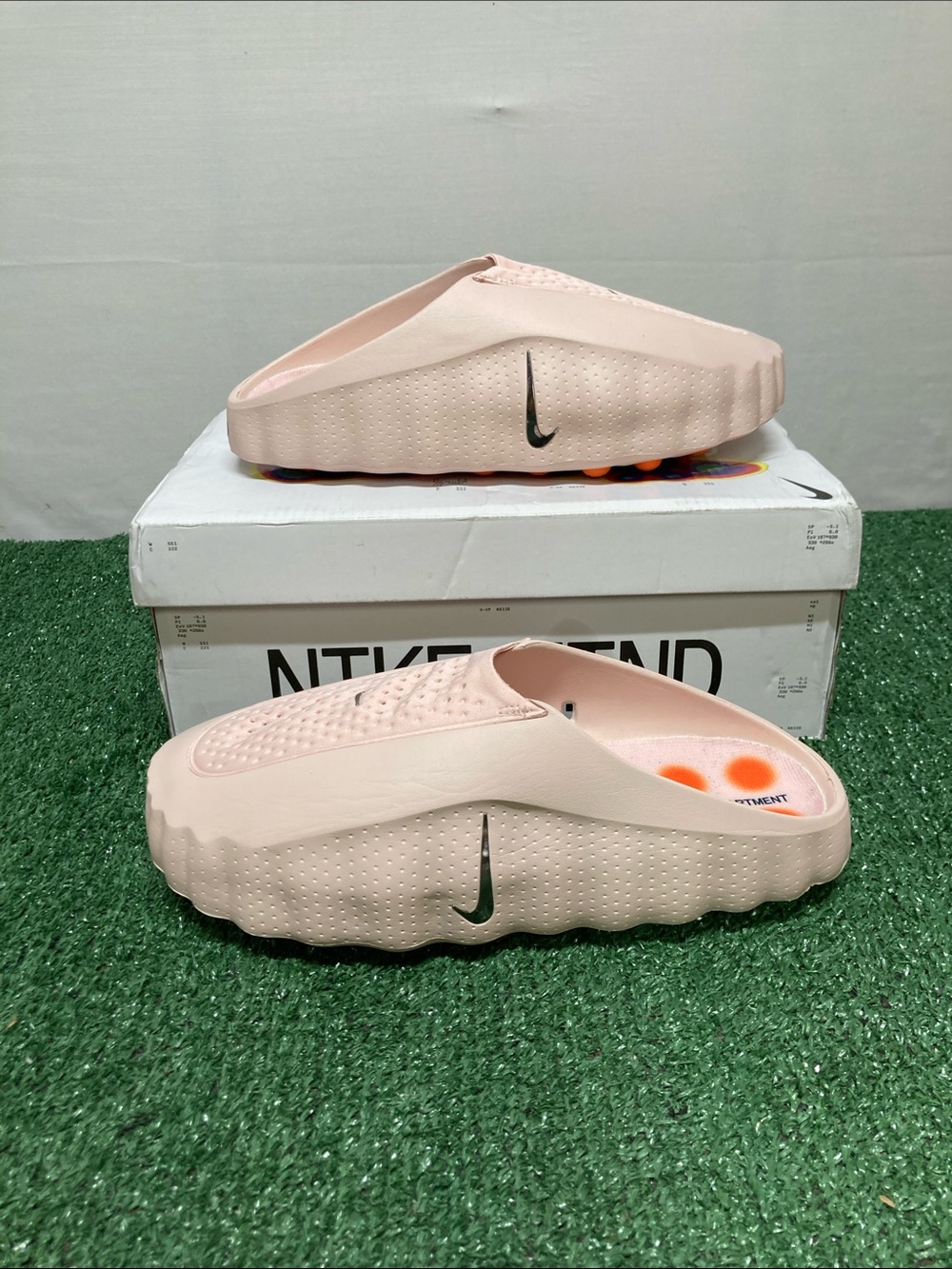 Nike Mind 001 Women’s Pale Pink Slip-On Slides size 10 (OKPM-09-001)